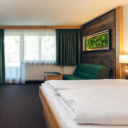 Barbara ザーファウス